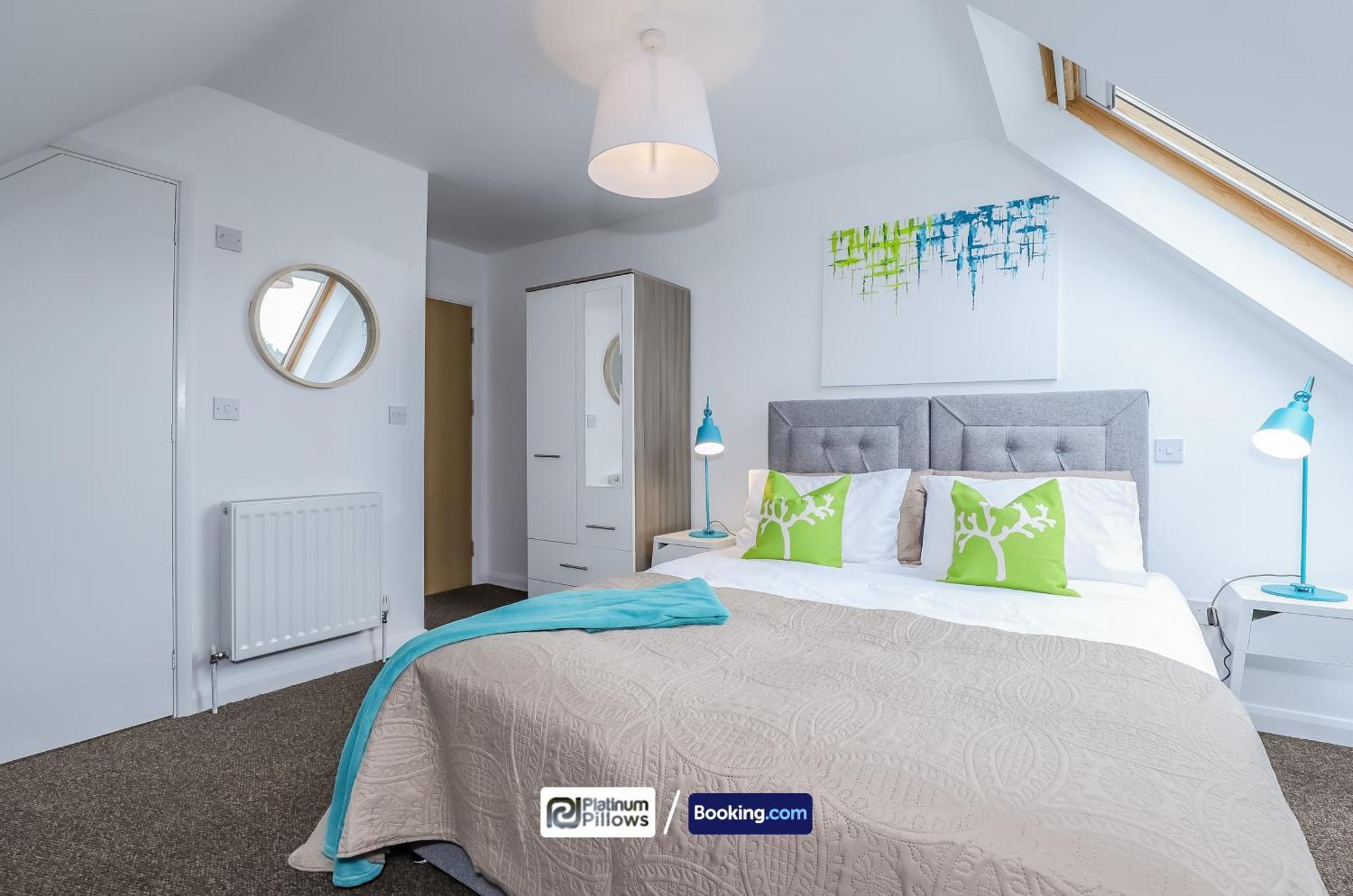 Modern Oxford 2 Bedroom Apartments, Families & Contractor Accommodation, Near John Radcliffe Hospital